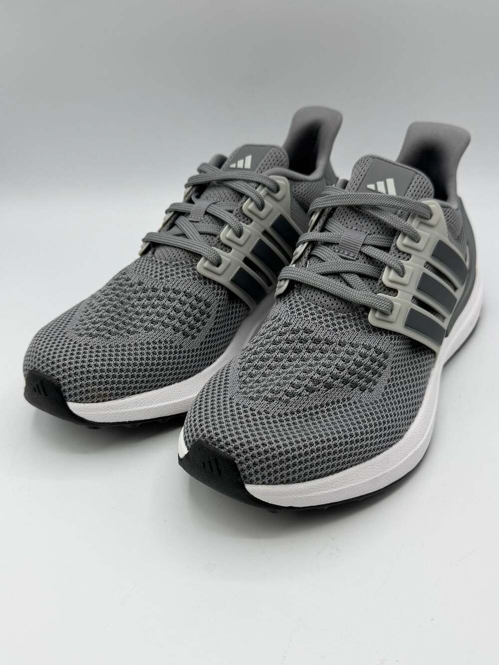adidas Ultradream DNA Kids Shoes Grey Dreamstrike JR1419 Youth Size 6
